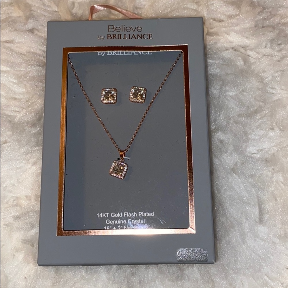 14kt gold flash plated crystal earrings a pendent